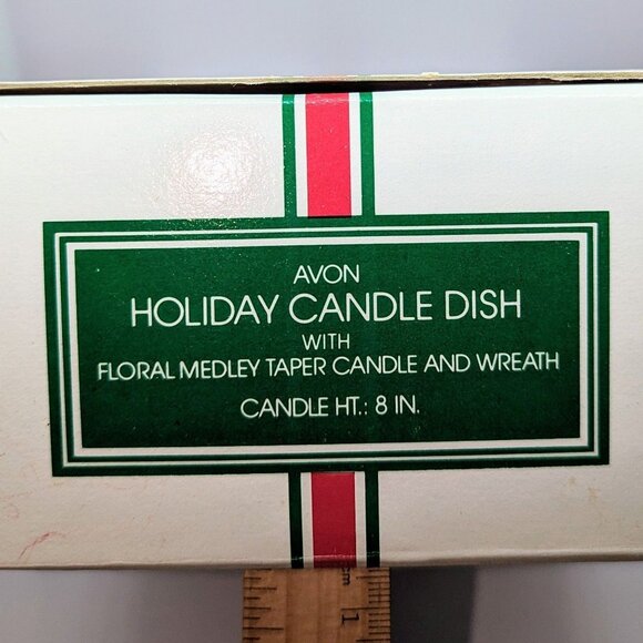 Vtg Avon Holiday Candle Dish With Floral Medley Taper Candle & Wreath - Picture 2 of 7